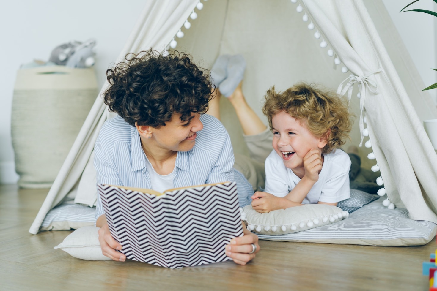 Stories That Connect the Classroom and Home
